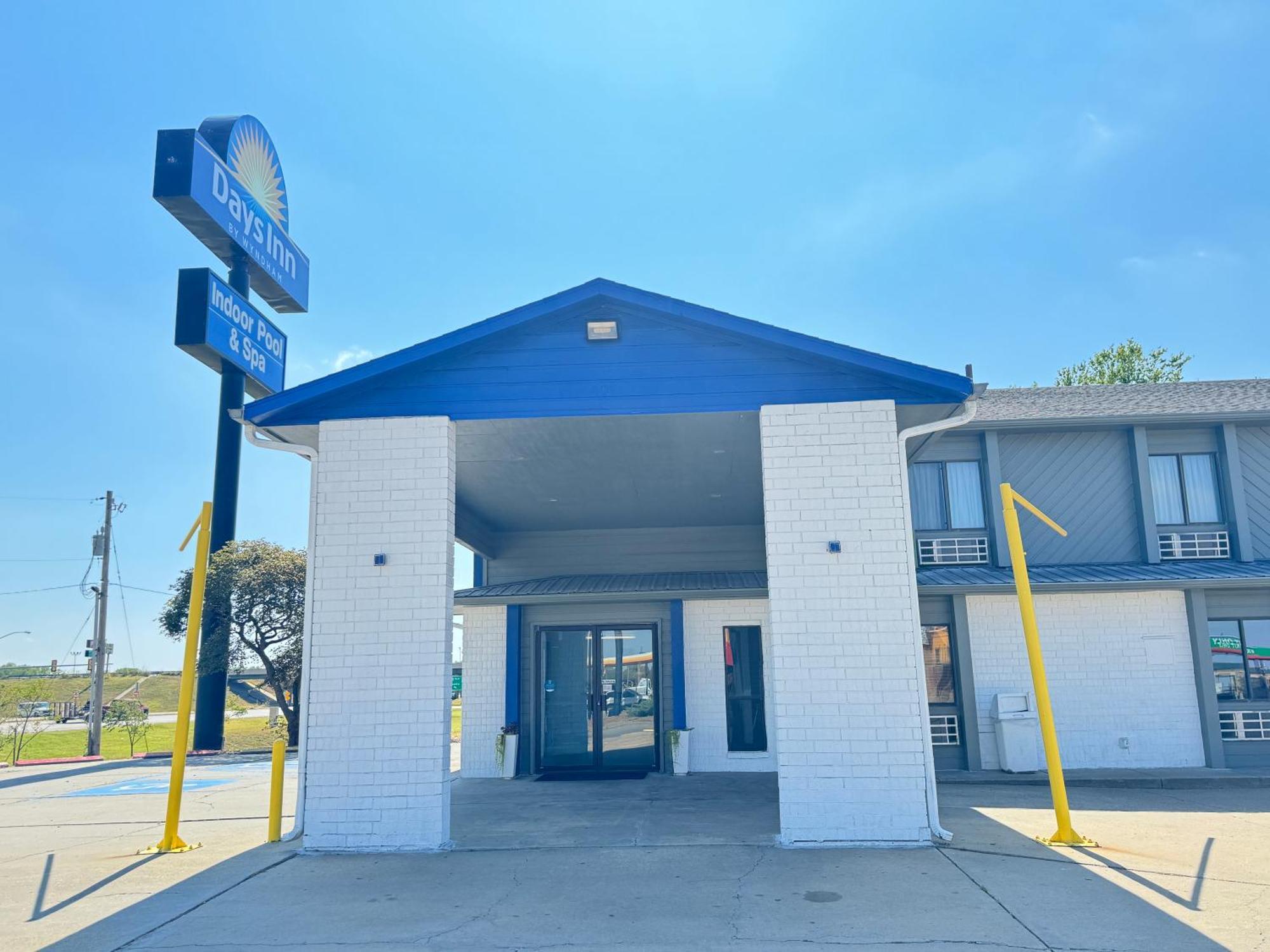 Days Inn By Wyndham Salina I-70 מראה חיצוני תמונה